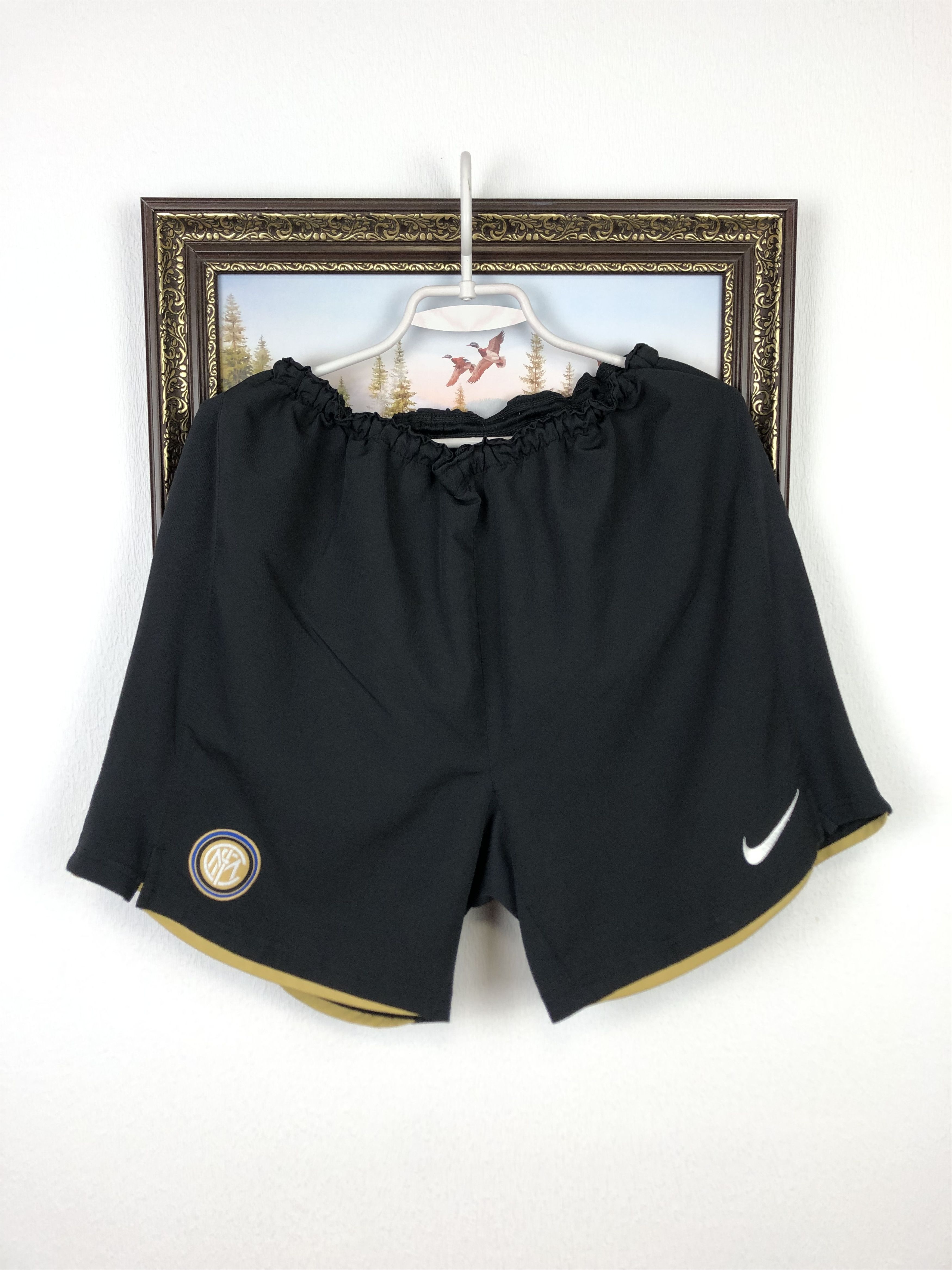 Nike Vintage Nike Inter Milan Football Shorts Soccer Athletic L Size US 34 / EU 50 - 1 Thumbnail