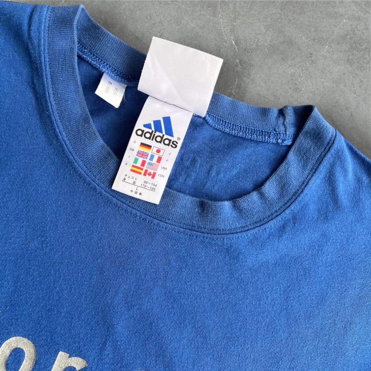 Adidas Vintage ADIDAS KIRIN JAPAN JFA 2004 TEAM LINE UP Size US L / EU 52-54 / 3 - 10 Thumbnail