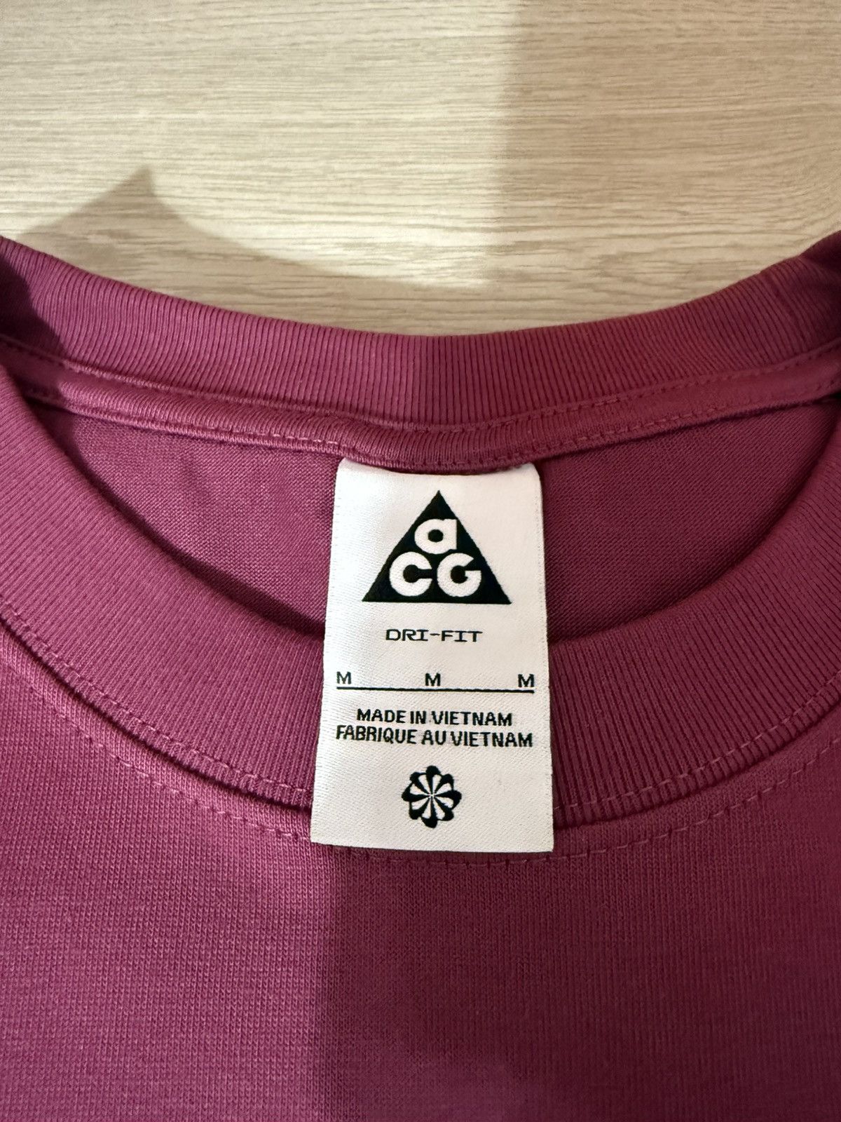 Nike ACG Nike ACG "Lungs" T-Shirt Fuchsia Size US M / EU 48-50 / 2 - 3 Thumbnail