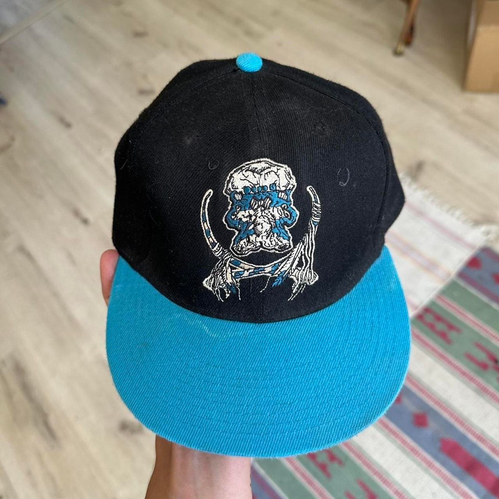 Vintage Vintage Grunge Biker Skull SnapBack Flat Hat Trucker Size ONE SIZE - 2 Thumbnail
