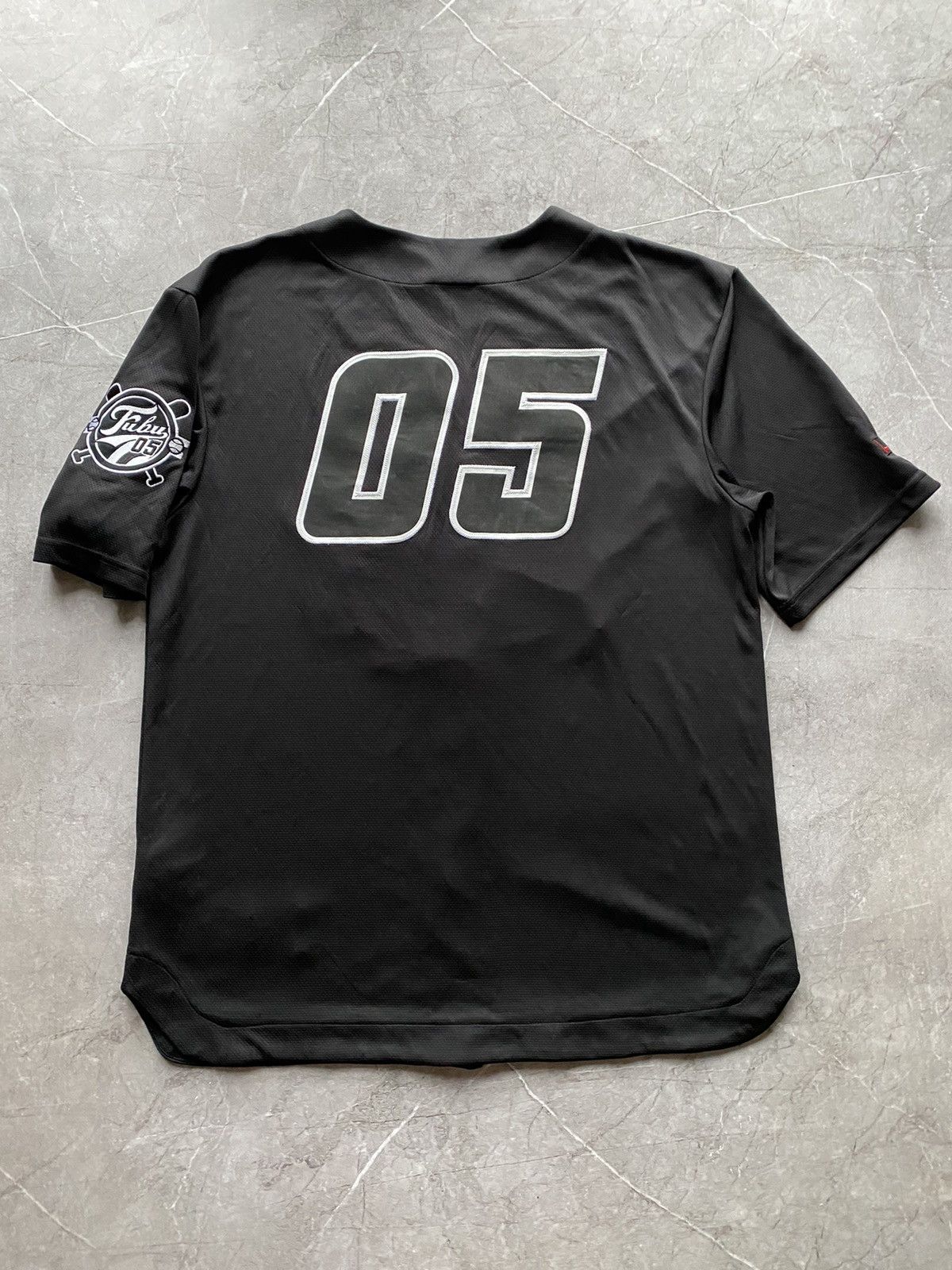 Fubu Vintage Y2K Fubu 05 Drill Rap Skate T-shirt Jersey Overshirt Size US L / EU 52-54 / 3 - 4 Thumbnail