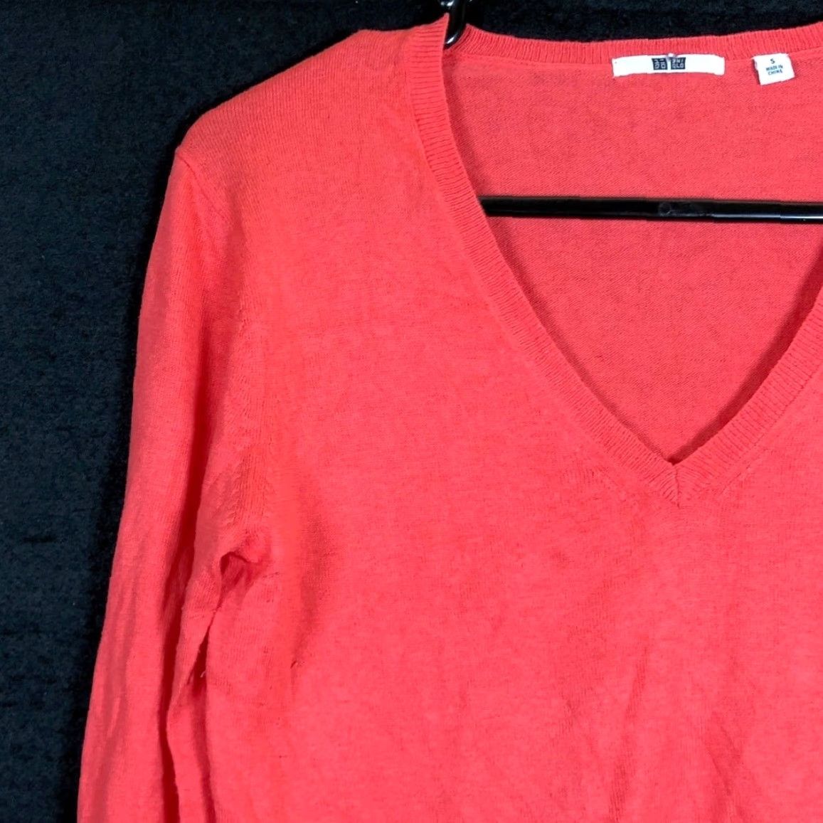 Uniqlo Uniqlo Womens Sweater V-Neck Long Sleeve Thin Silk Cashmere Blend Small Blush Pink Solid Lightweight Pullover Casual Workwear Size S / US 4 / IT 40 - 4 Thumbnail