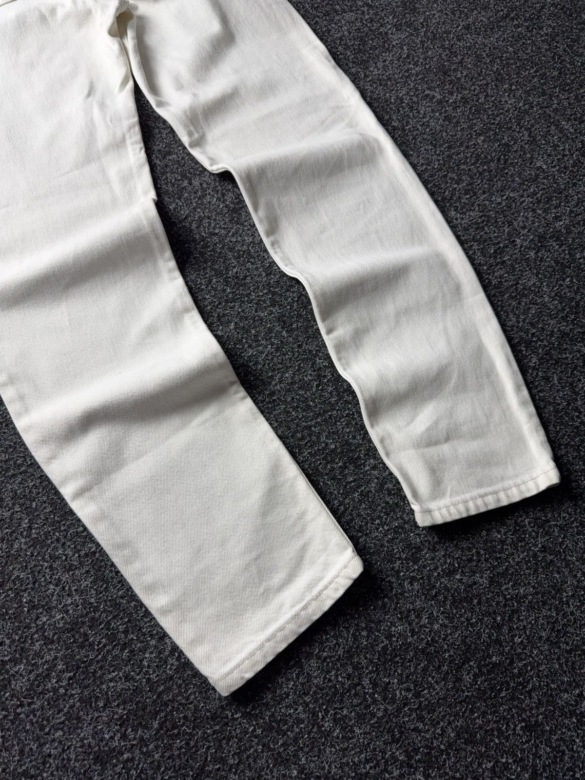 Levi's Vintage Clothing Vintage Levi’s 501 White Denim Jeans Orange Tab W25 L32 Size 25" / US 0 / IT 36 - 16 Thumbnail