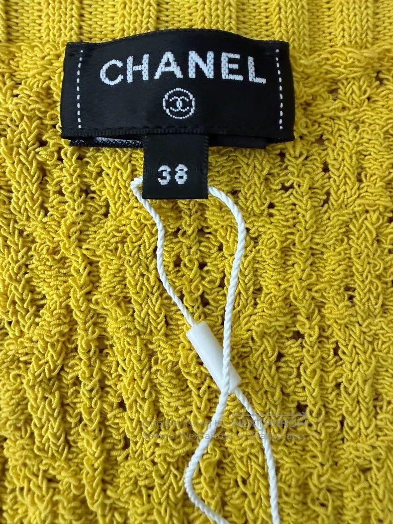 Chanel Chanel Yellow hollow knitted cardigan vest Size XS / US 0-2 / IT 36-38 - 4 Thumbnail