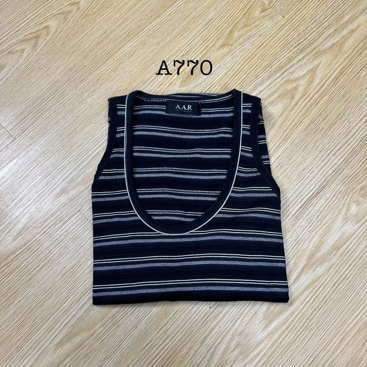 Yohji Yamamoto Vintage AAR Stripe Tank Top by Yohji Yamamoto A770 Size M / US 6-8 / IT 42-44 - 9 Thumbnail