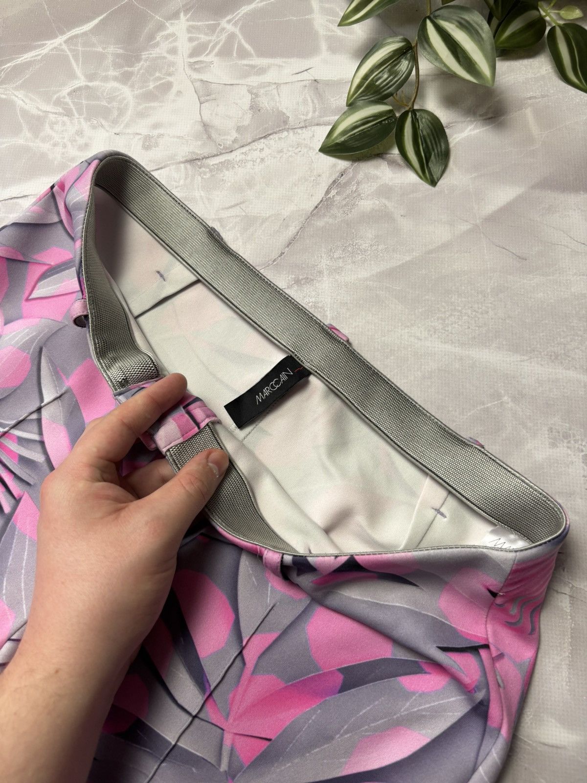 Other Marc Cain Pink Floral Print Stretch Pants Womens N4 (M) Size 30" / US 8 / IT 44 - 10 Thumbnail