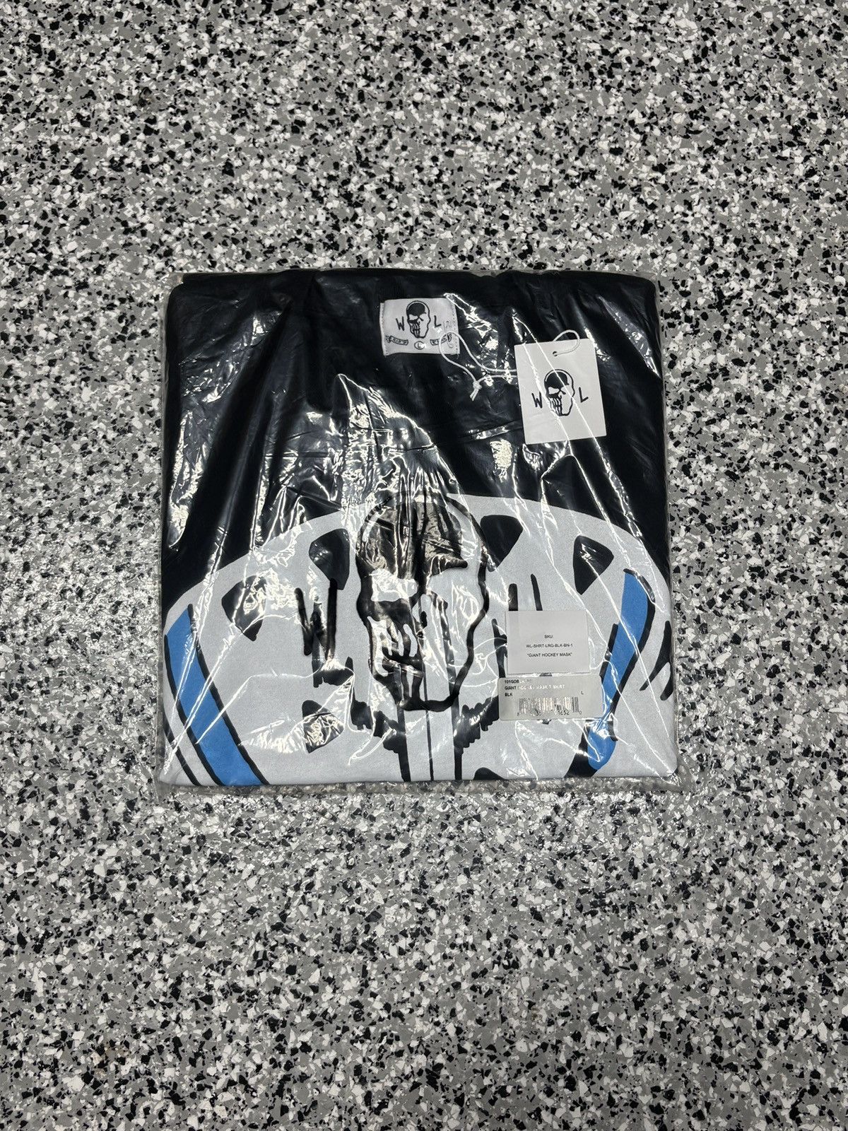 Warren Lotas 2024 Warren Lotas “GIANT HOCKEY MASK” Black T-Shirt Size L Size US L / EU 52-54 / 3 - 4 Thumbnail
