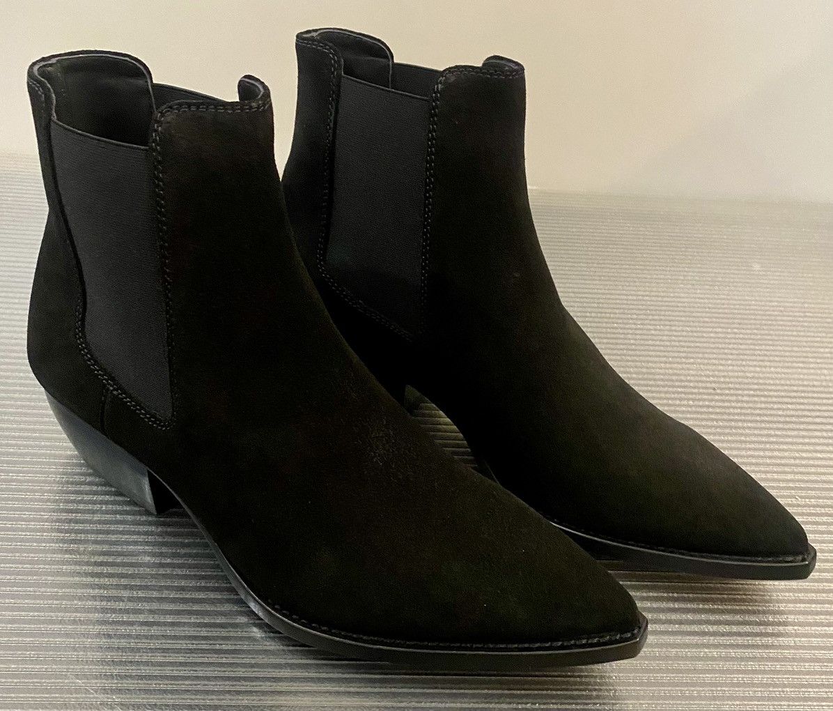 Saint Laurent 🇮🇹 black brushed suede soho boots 42 NEW