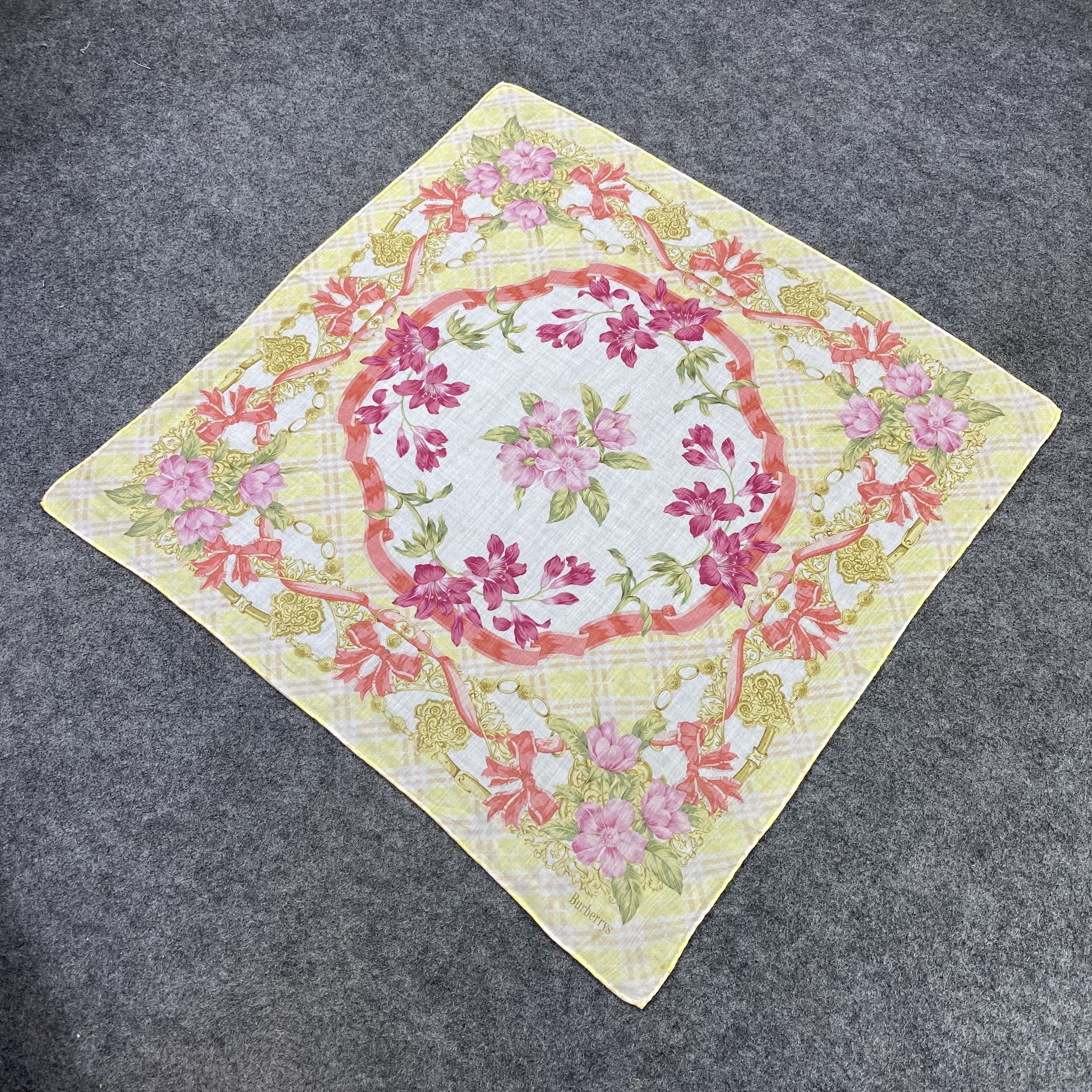Burberry Burberry Handkerchief Neckerchief Bandana-B1842 Size ONE SIZE - 4 Thumbnail
