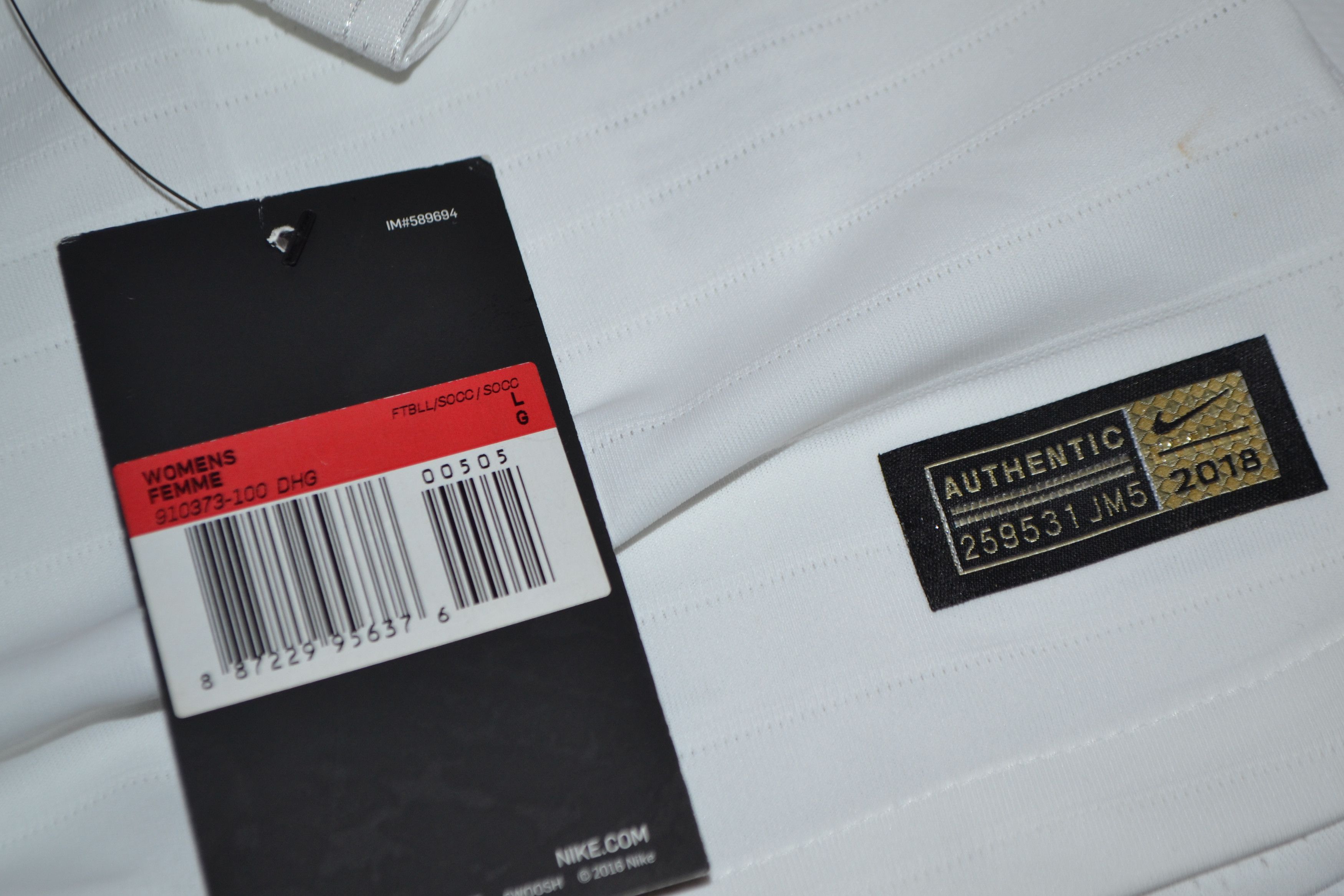 Nike AUTHENTIC England Home Shirt 2018 Kit Soccer Jersey Size L / US 10 / IT 46 - 5 Thumbnail