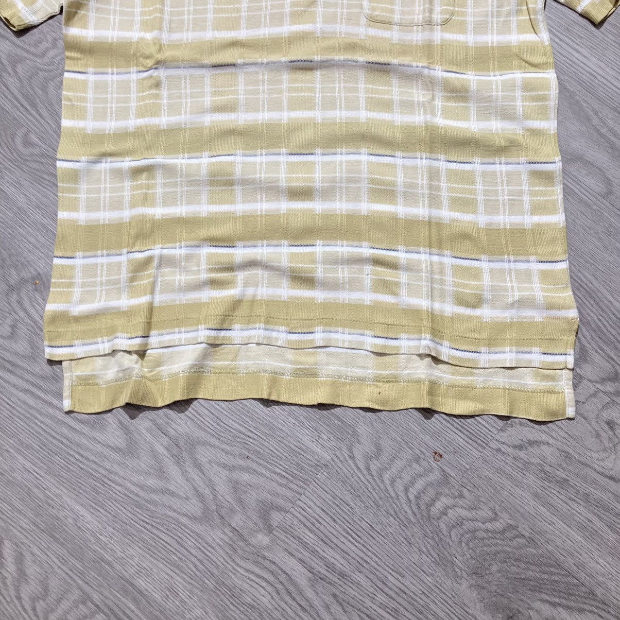 Burberry 1990s Vintage Burberrys Nova Check Pocket Polo Tshirt Luxury Size US L / EU 52-54 / 3 - 9 Thumbnail