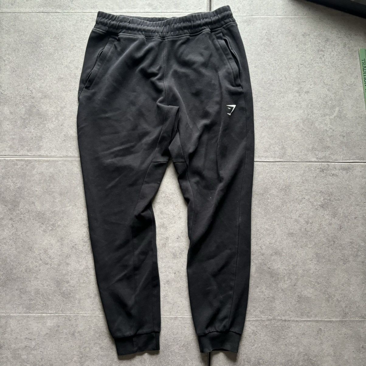 Gymshark Black gymshark crest joggers Size US 30 / EU 46 - 1 Thumbnail