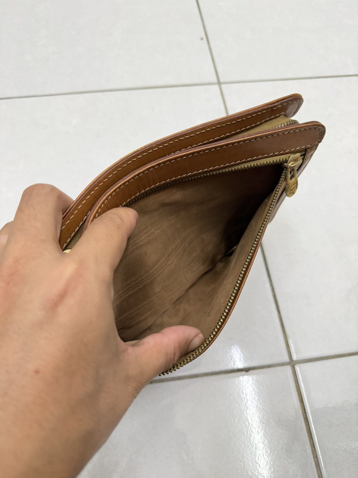 Celine Authentic Vintage Celine Clutch Bag Size ONE SIZE - 8 Thumbnail
