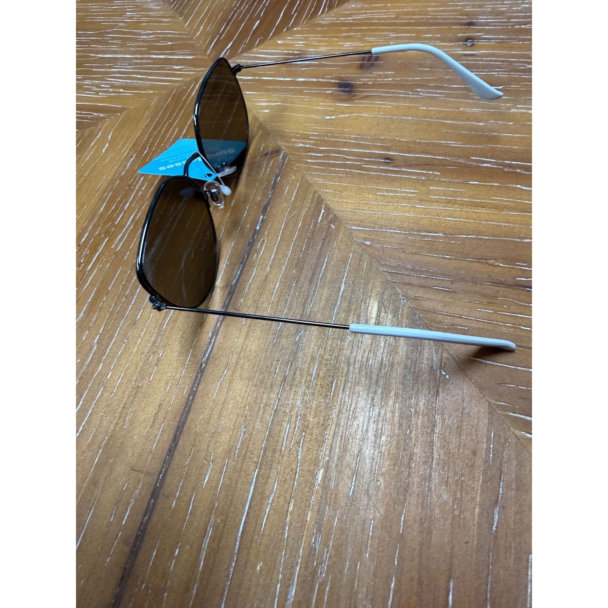 Other Black Metal Frame Sunglasses With 100% UVA/UVB Protection & Size ONE SIZE - 3 Thumbnail