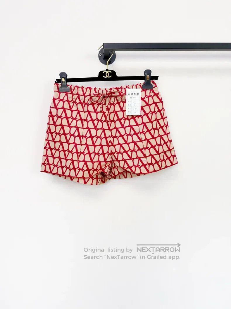 Valentino Valentino Printed shorts Size 35" - 1 Thumbnail
