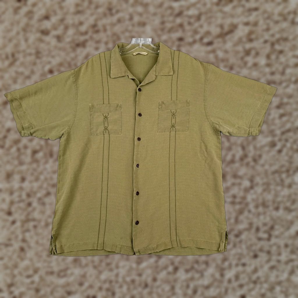 Tommy Bahama VINTAGE Tommy Bahama Shirt Men Large Green Silk Button-Up Hawaiian Pocket 40in Chest Floral Short Sleeve Beach Designer Mens Size US L / EU 52-54 / 3 - 1 Thumbnail