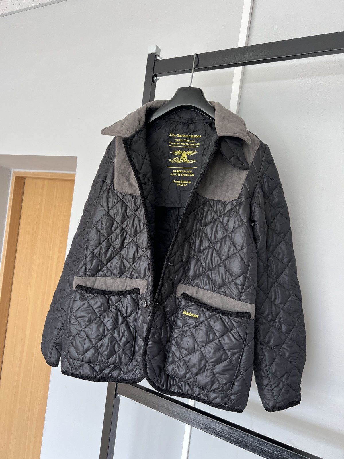 image of Barbour Tokito Varigated Sporting Quilt Black Jacket, Men's (Size Medium)