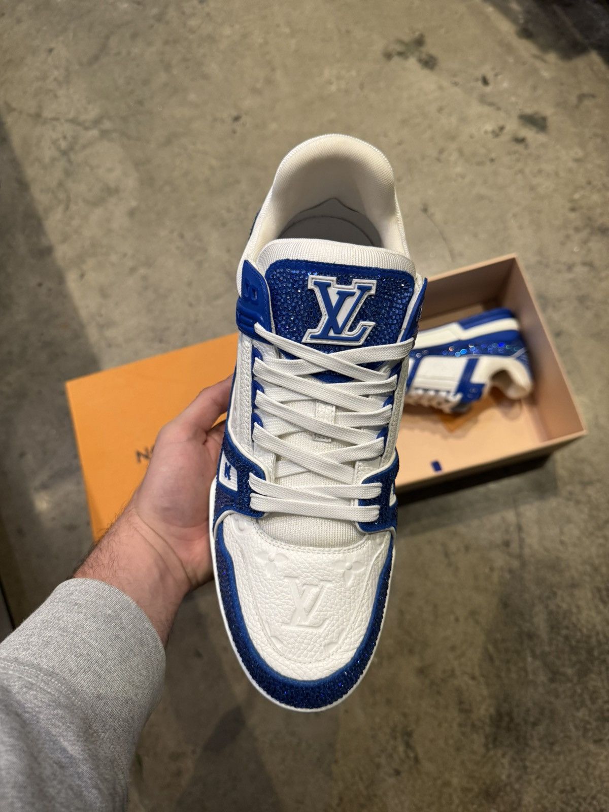 Louis Vuitton Louis Vuitton Trainer Rhinestone Size US 11.5 / EU 44-45 - 3 Thumbnail