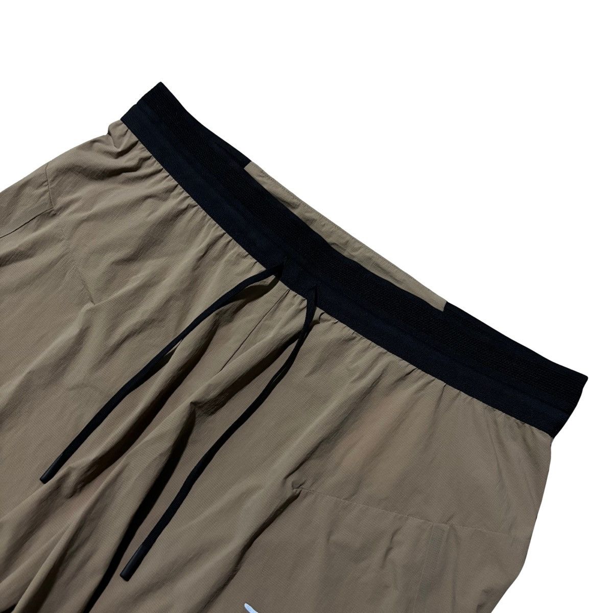 Arc'teryx Rare Sample Arc’teryx Norvan 5 Shorts Size US 28 / EU 44 - 2 Thumbnail
