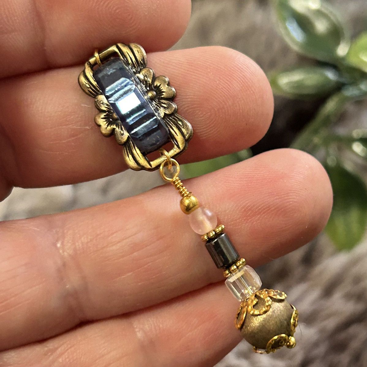 Handmade Handcrafted elegant repurpose vintage dangle necklace Size ONE SIZE - 5 Thumbnail
