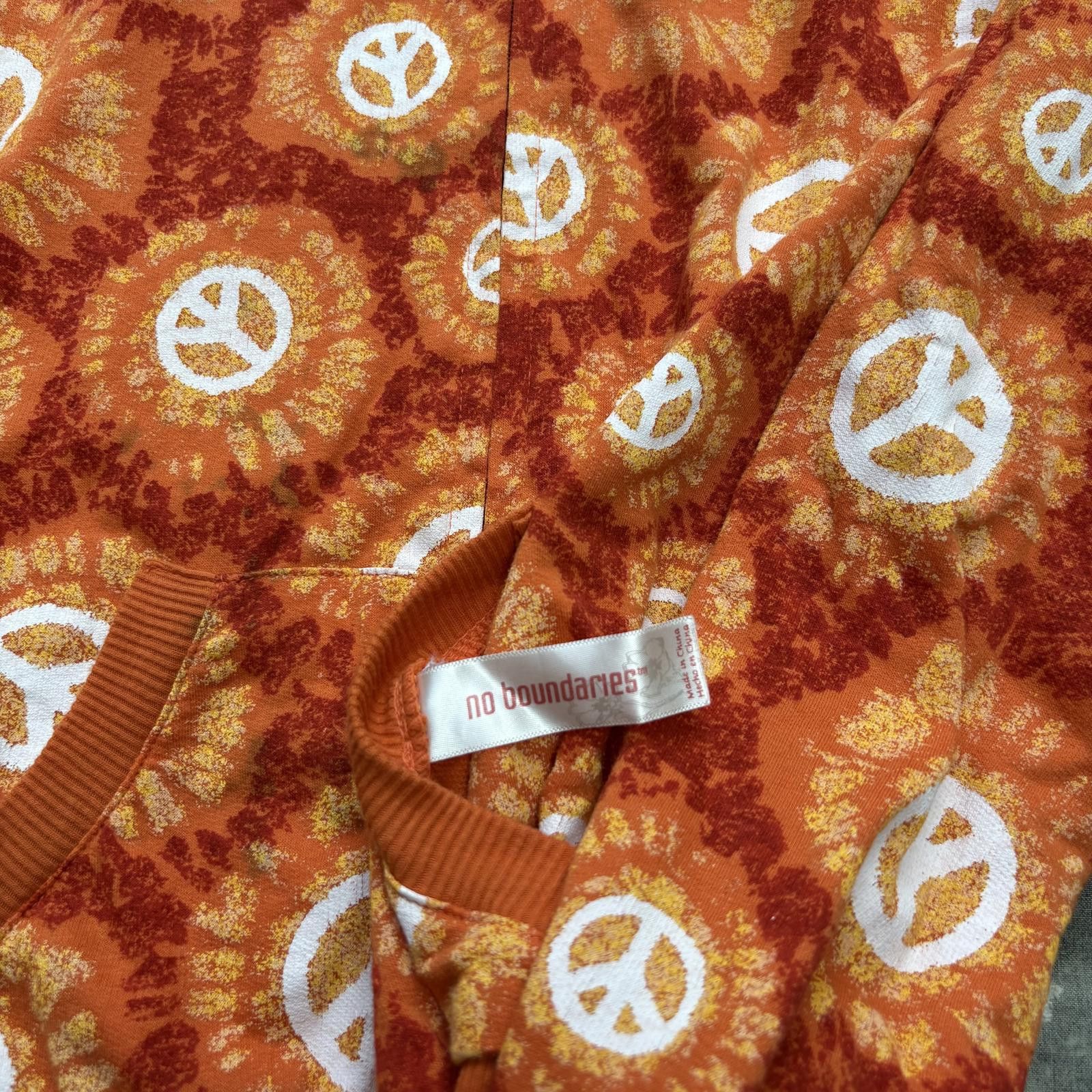Vintage Vintage Y2K Reversible No Boundaries Skull Peace Sign Hoodie Size S / US 4 / IT 40 - 5 Thumbnail