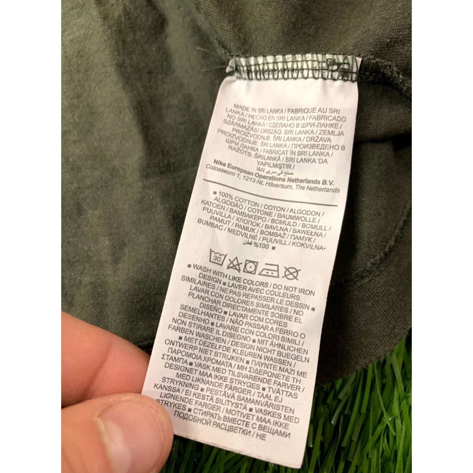 Nike Nike CLASSIC T-Shirt Mens XL Olive Jersey 100% Cotton Short Sleeve 2019 The Nike Tee Size US XL / EU 56 / 4 - 5 Thumbnail