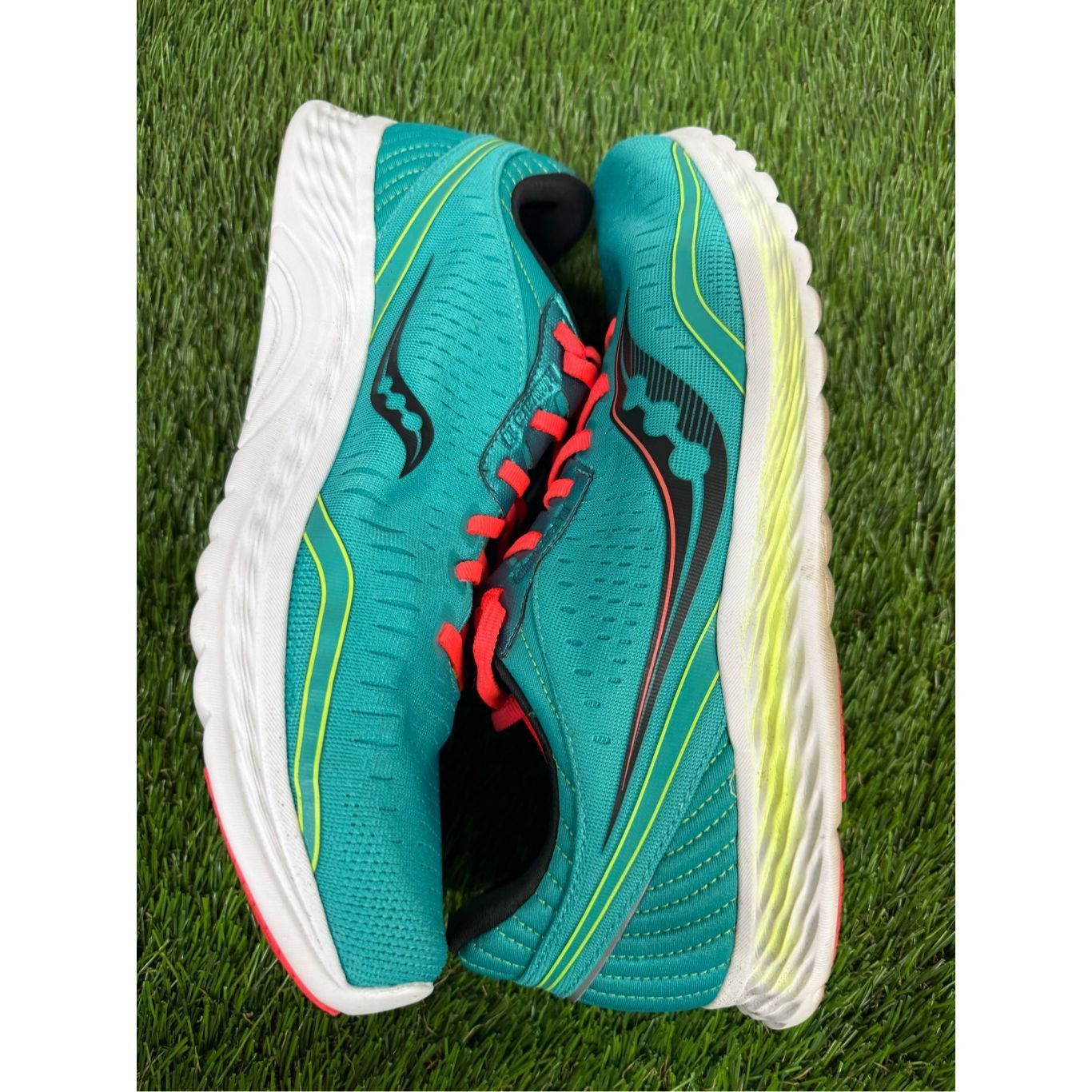 Saucony Saucony Womens Kinvara 11 S20551-10 Athletic Running Shoes B Size US 12 / EU 45 - 6 Thumbnail