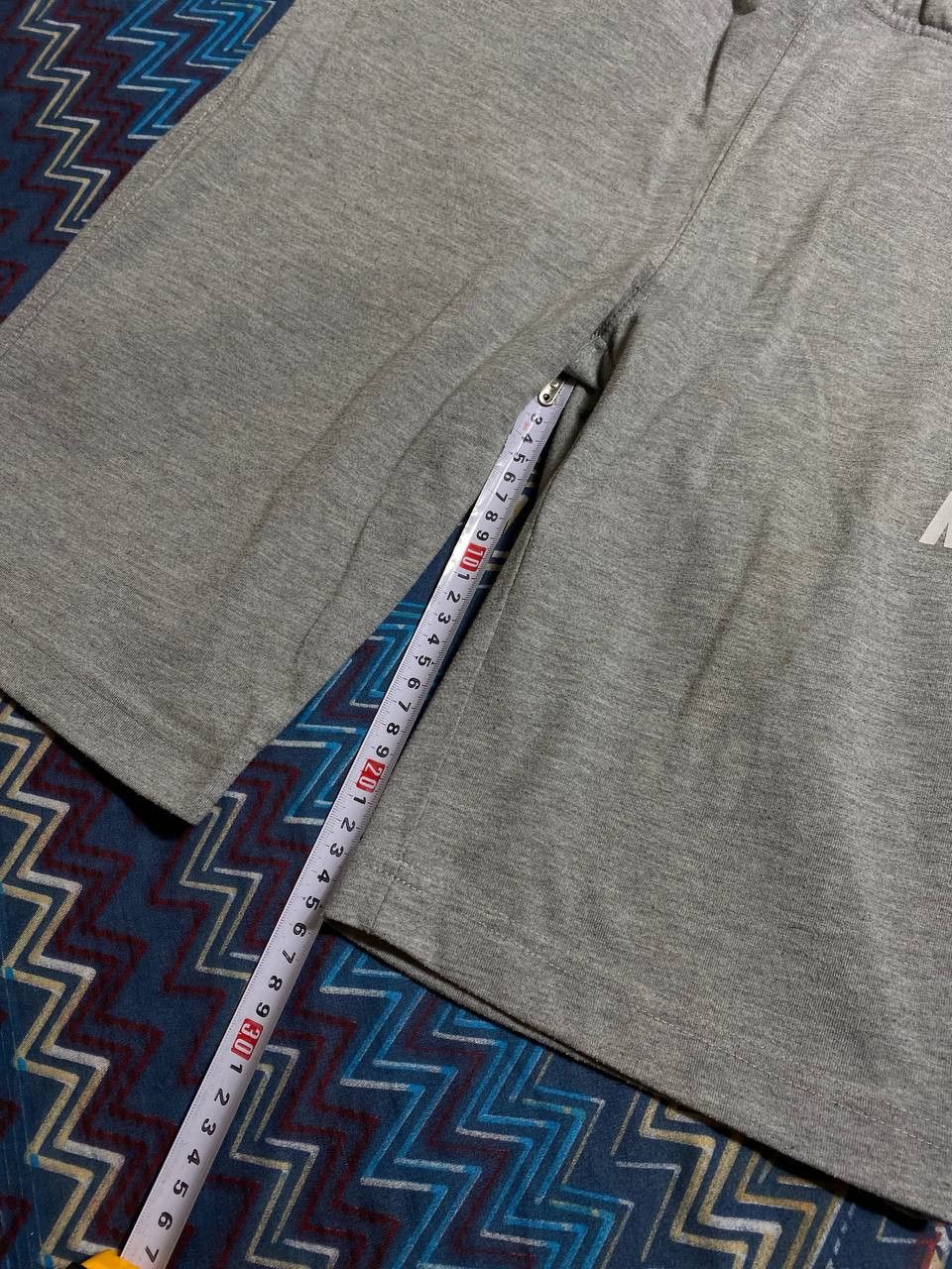 Nike shorts gray streetwear logo Nike Vintage Y2K size S Size US 30 / EU 46 - 11 Thumbnail
