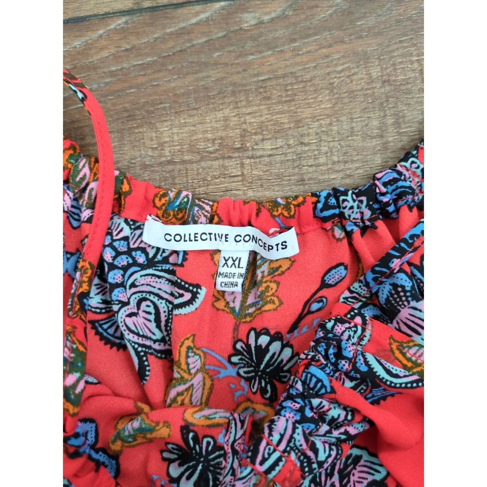 Vintage VINTAGE Collective Concepts Krissa Keyhole Halter Blouse Red 2XL Women’s Blouse Halter Red 2XL Womens Size XXL / US 16-18 / IT 52-54 - 3 Thumbnail