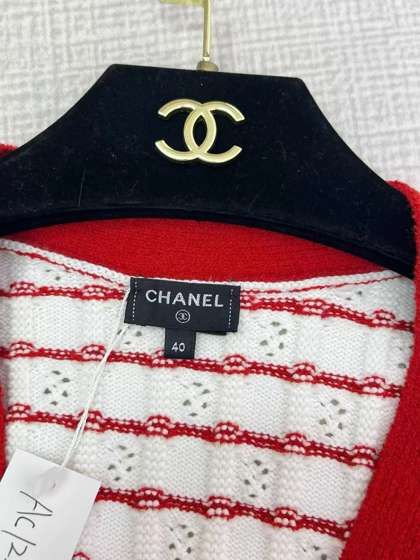 Chanel Chanel 23C Cruise Red & White Stripe Knit Cardigan 40 Size M / US 6-8 / IT 42-44 - 5 Thumbnail