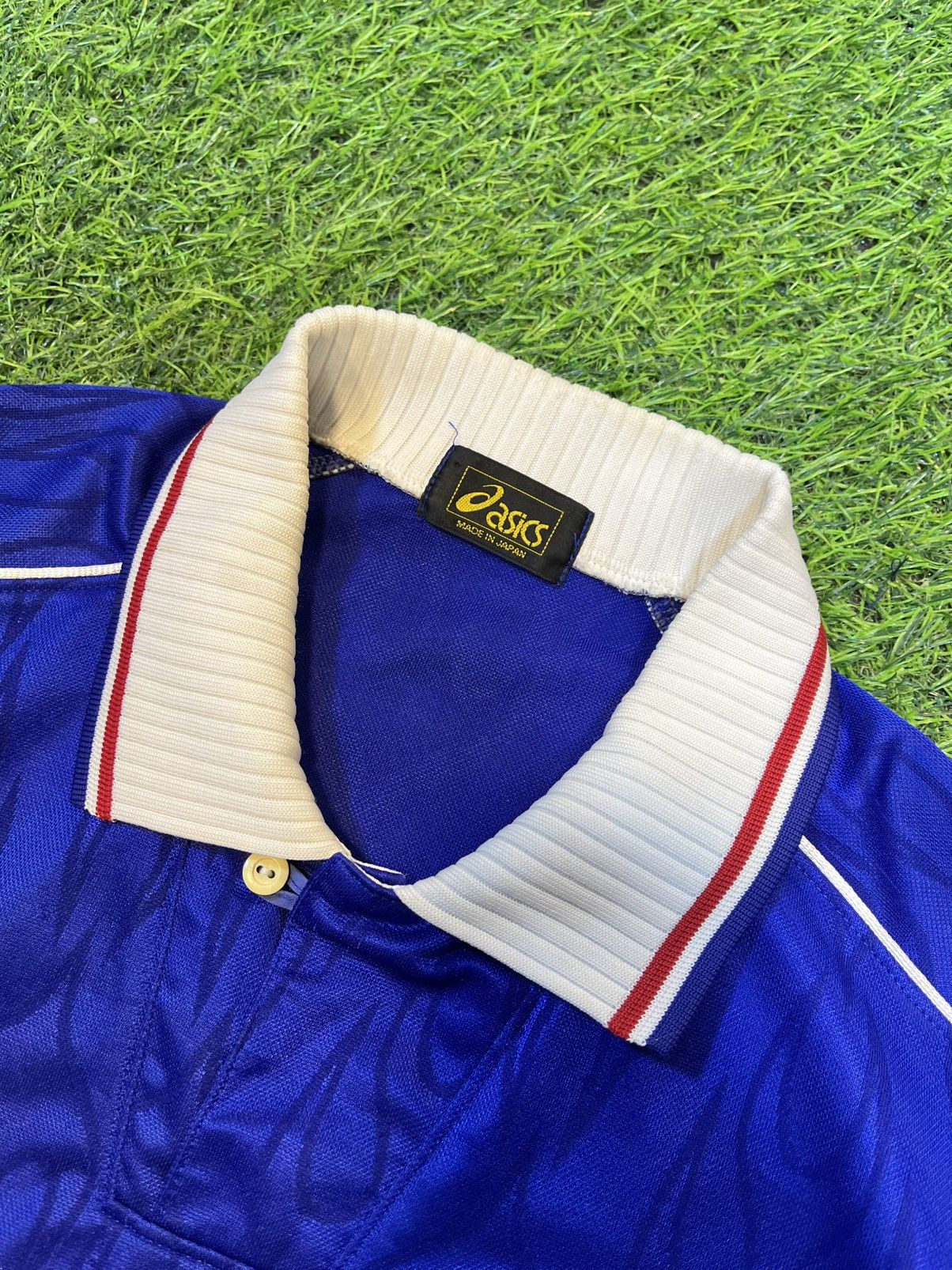 Asics Vintage 1998 Japan Football Association Home Kit NAKATA8 Size US M / EU 48-50 / 2 - 6 Thumbnail