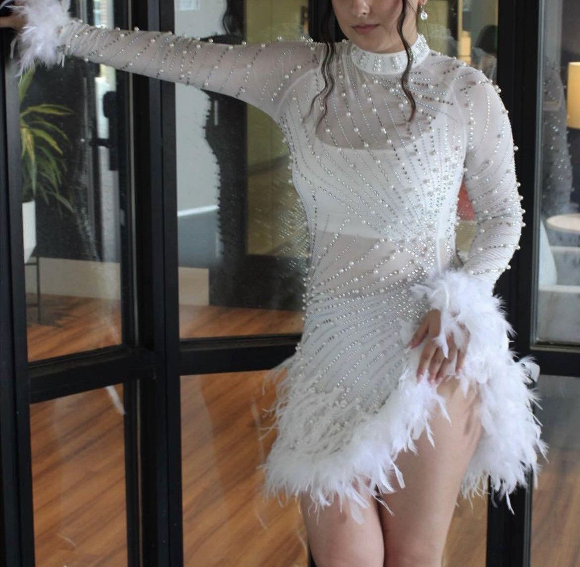 Other White pearl and feather short dress Size S / US 4 / IT 40 - 2 Thumbnail