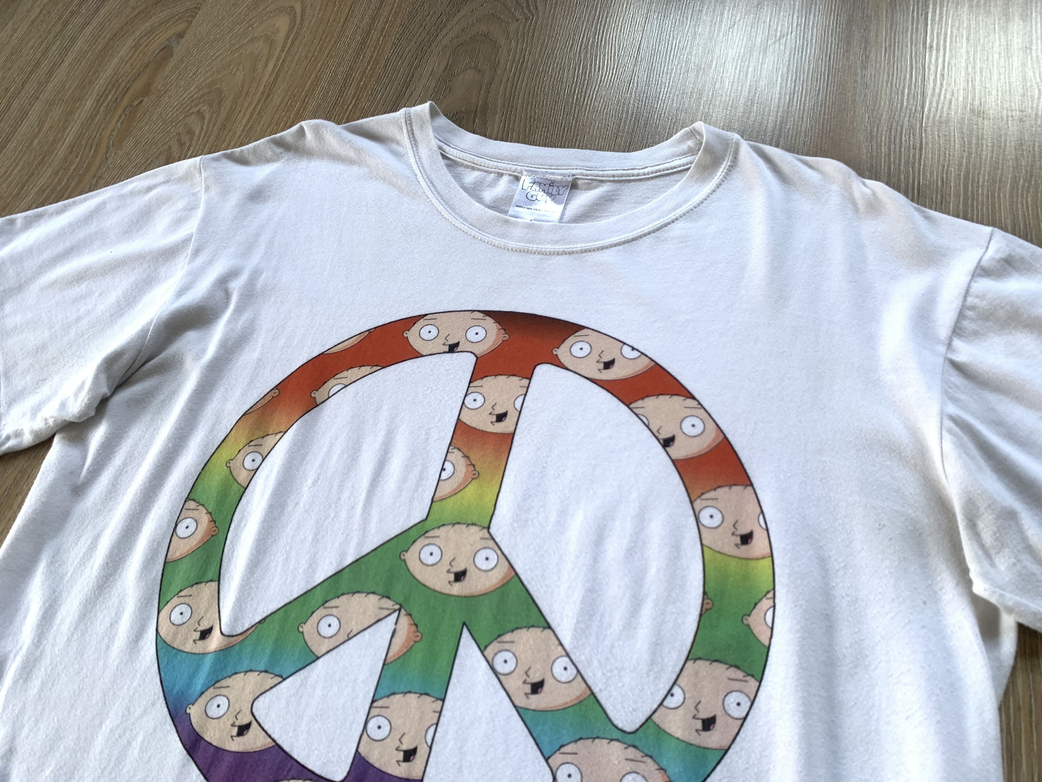 Cartoon Network Family Guy Stewie Griffin Peace Sign Graphic White T-Shirt Size US L / EU 52-54 / 3 - 4 Thumbnail