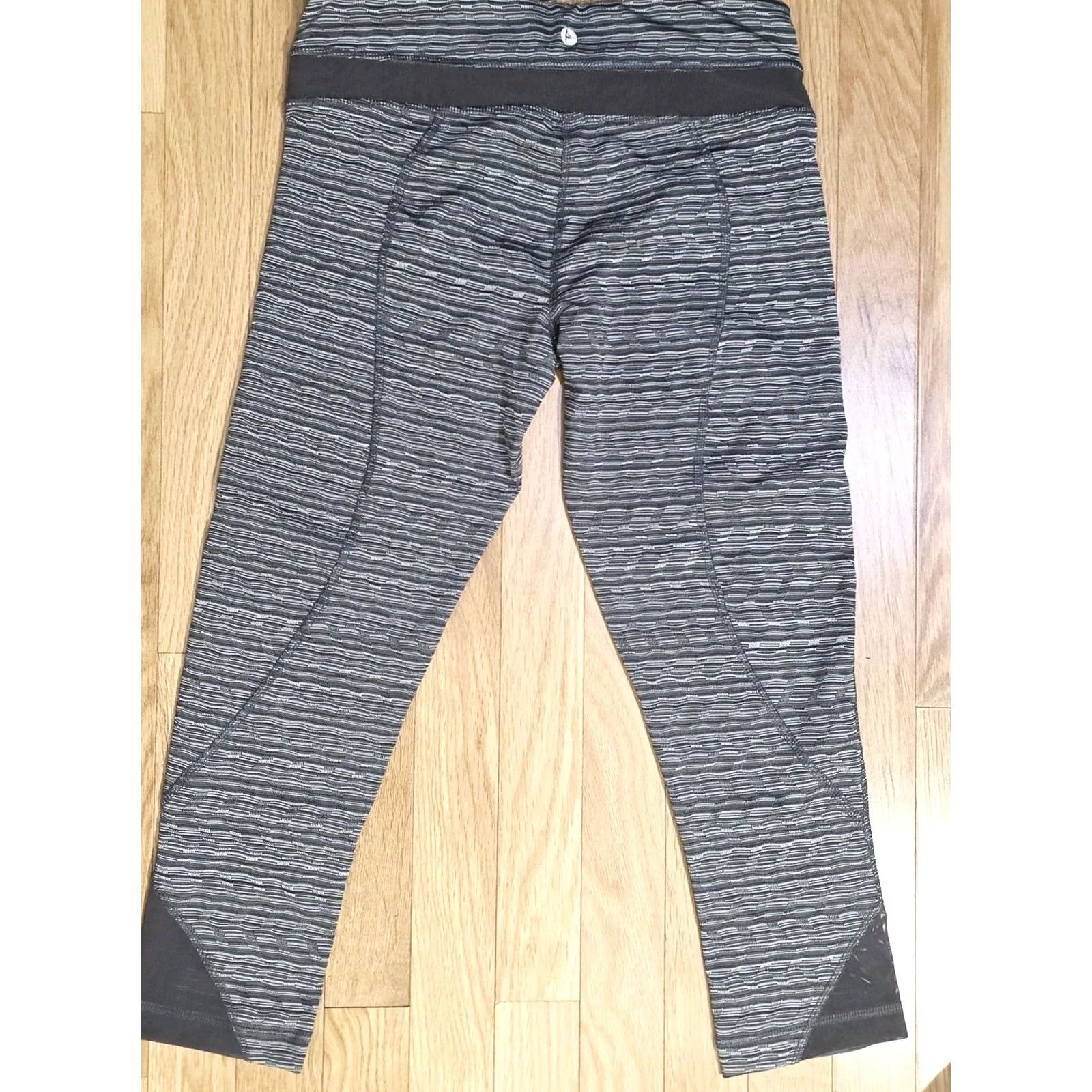 Alife 90 Degree by Reflex Leggings Capri Heather Gray S Women's Pocke Size 28" / US 6 / IT 42 - 6 Thumbnail