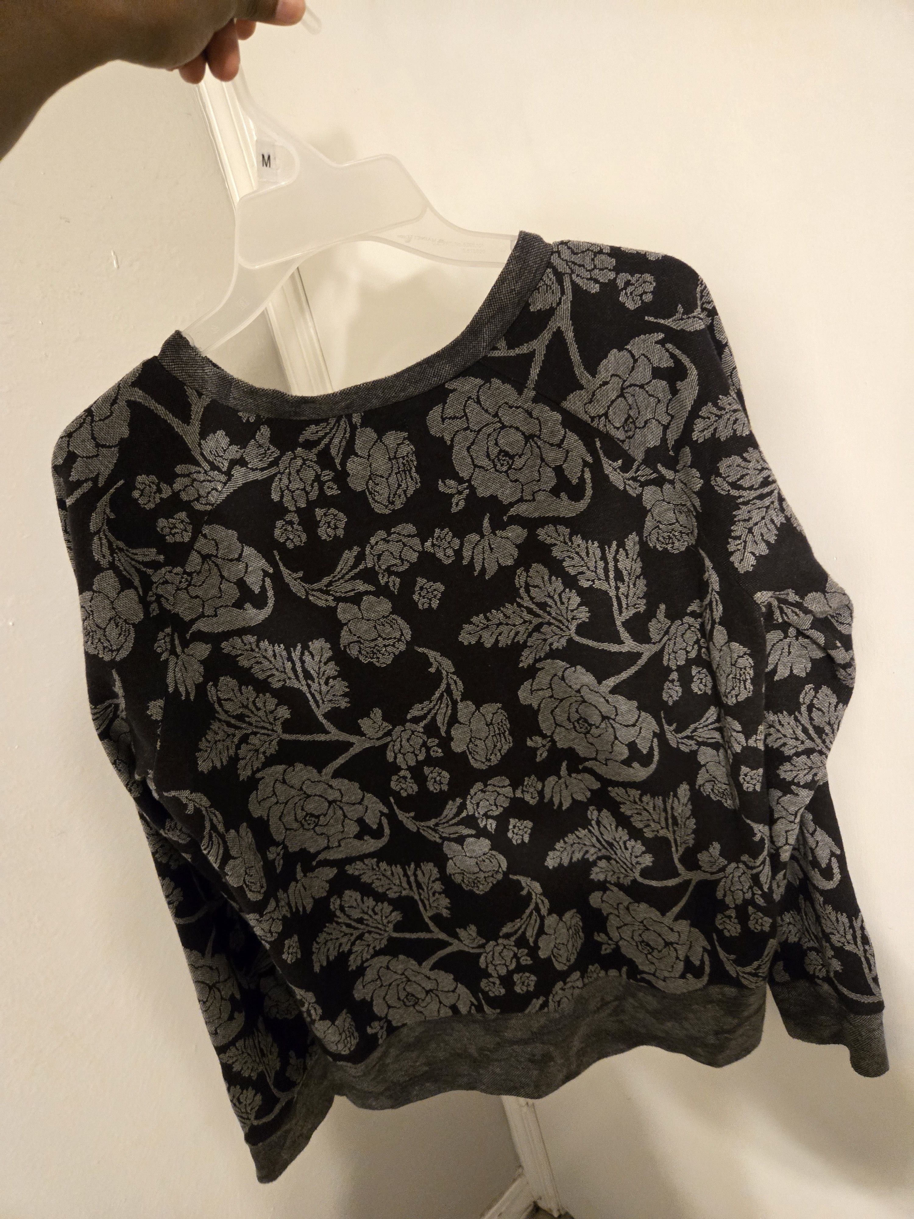 Old Navy Old Navy Floral Sweater Size US S / EU 44-46 / 1 - 4 Thumbnail