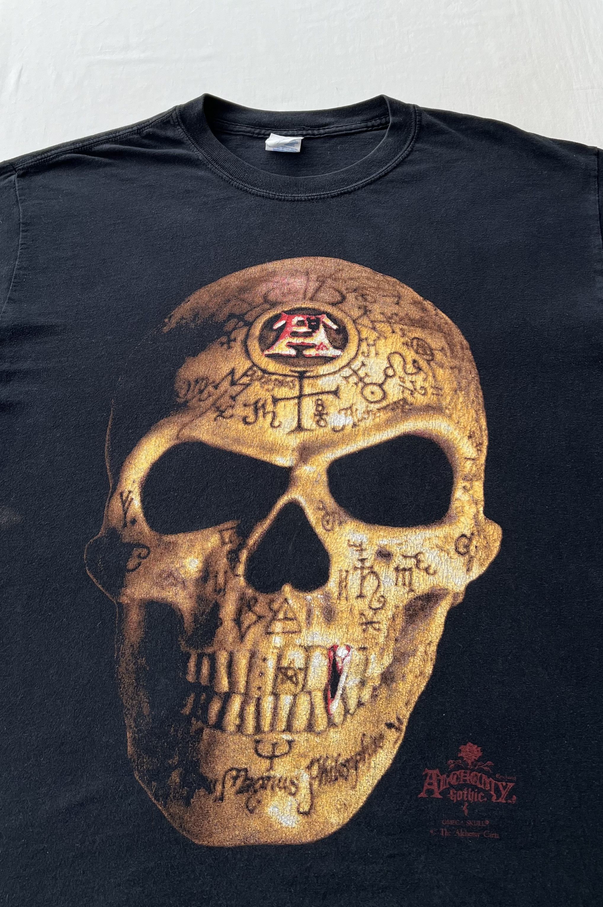 Vintage Vintage 90s Alchemy Gothic Omega Skull Long Sleeve T-shirt Size US L / EU 52-54 / 3 - 5 Thumbnail