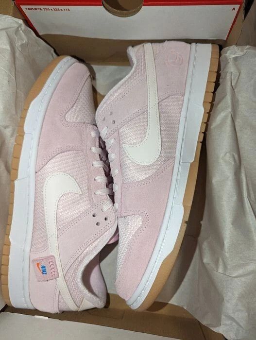 Nike Dunk Low “Teddy Bear” W/12 M/10.5 Size US 10.5 / EU 43-44 - 1 Thumbnail