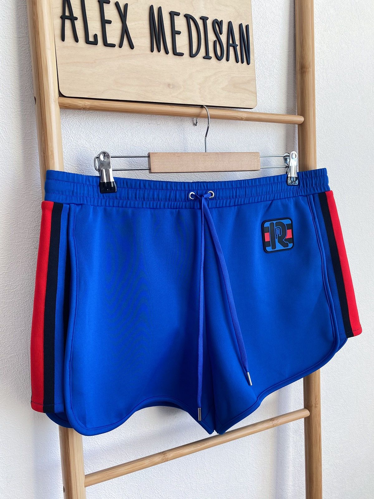 H&M New Rabanne x H&M Unisex Appliqued Track Shorts Size US 34 / EU 50 - 6 Thumbnail