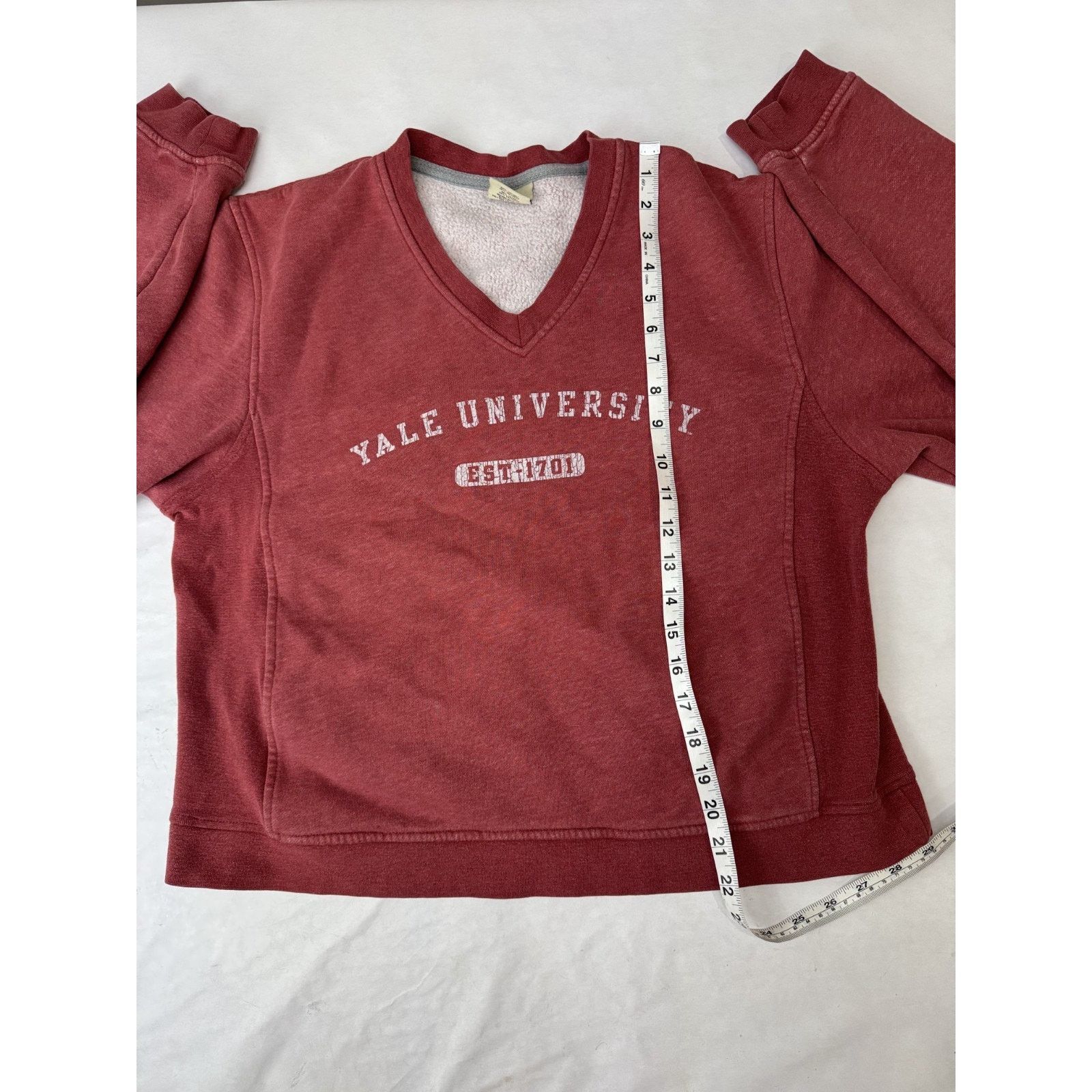 Gear for Sports Vintage Yale University Sweatshirt Women's Large Y2K Red Size US L / EU 52-54 / 3 - 7 Thumbnail