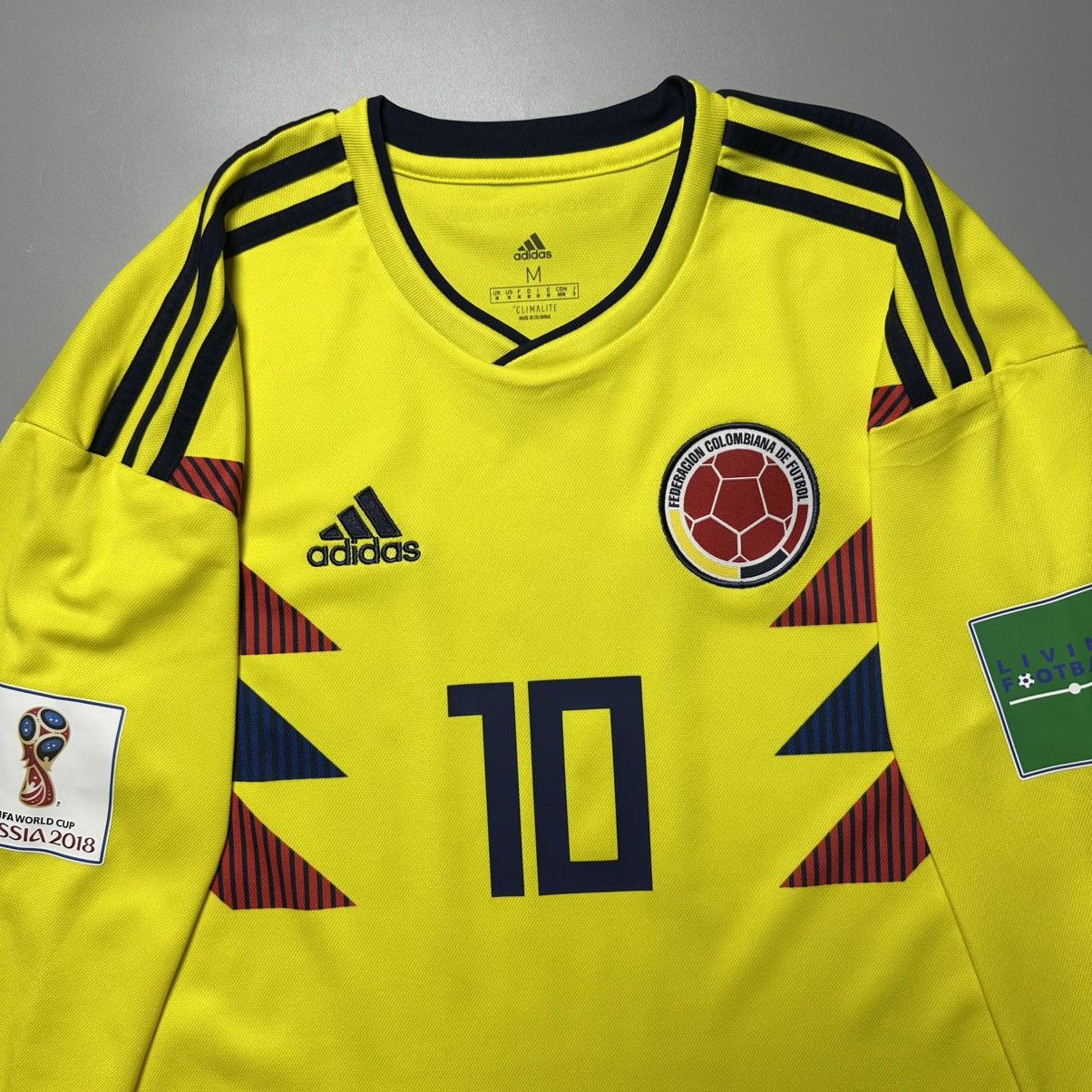 Vintage COLOMBIA ADIDAS 2018 WORLD CUP SOCCER HOME JERSEY #10 JAMES Size US M / EU 48-50 / 2 - 4 Thumbnail