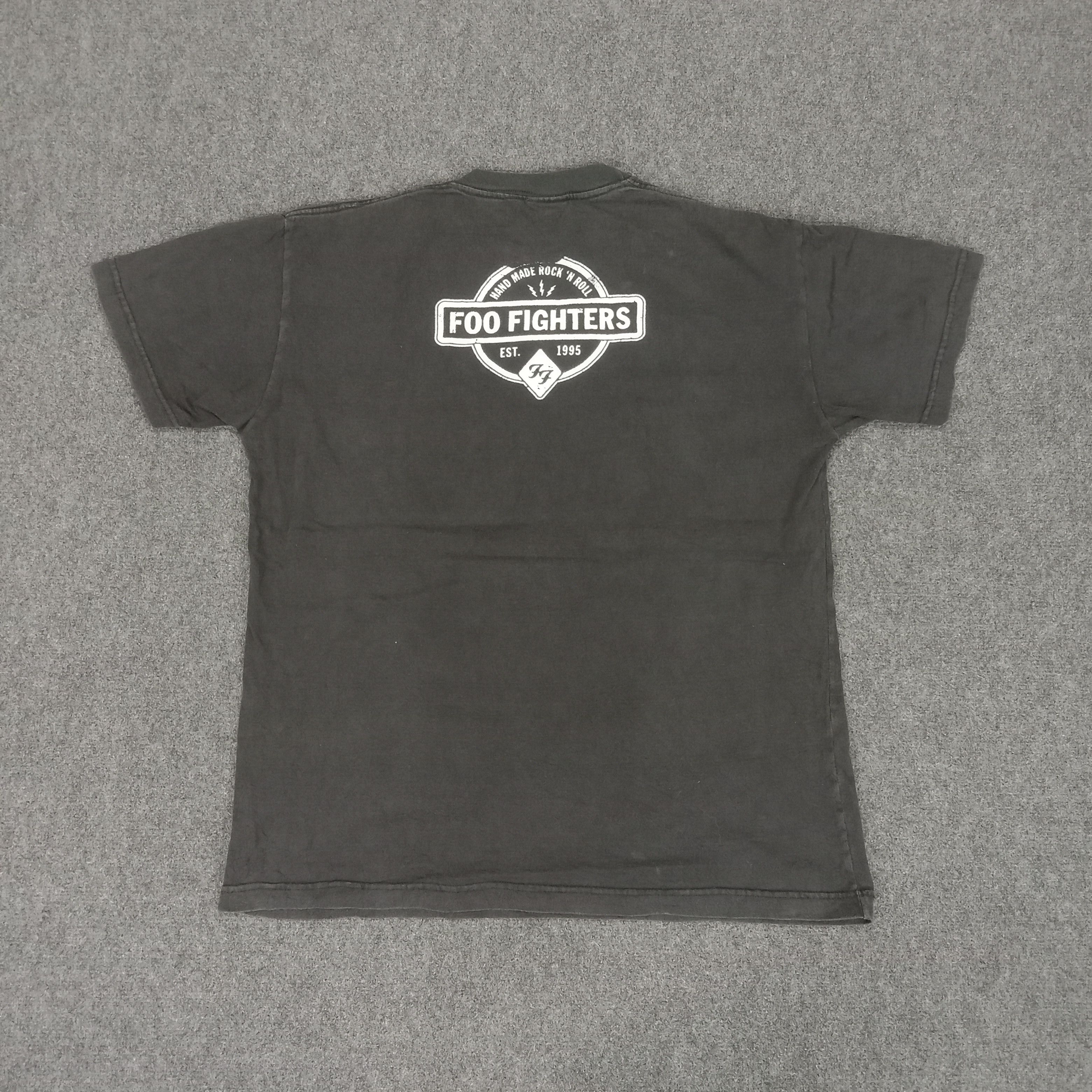 Vintage Foo Fighters American Rock Band Tour Tshirt Size US M / EU 48-50 / 2 - 5 Thumbnail