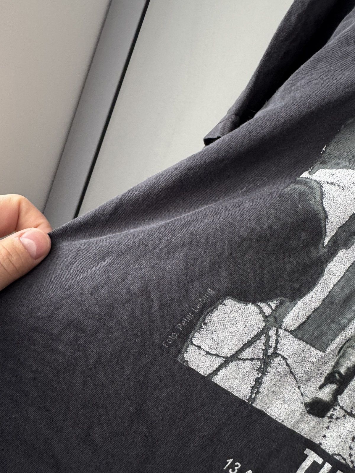 Fruit Of The Loom Vintage Fruit Of The Loom Berlin The Wall T-Shirt Size US L / EU 52-54 / 3 - 3 Thumbnail