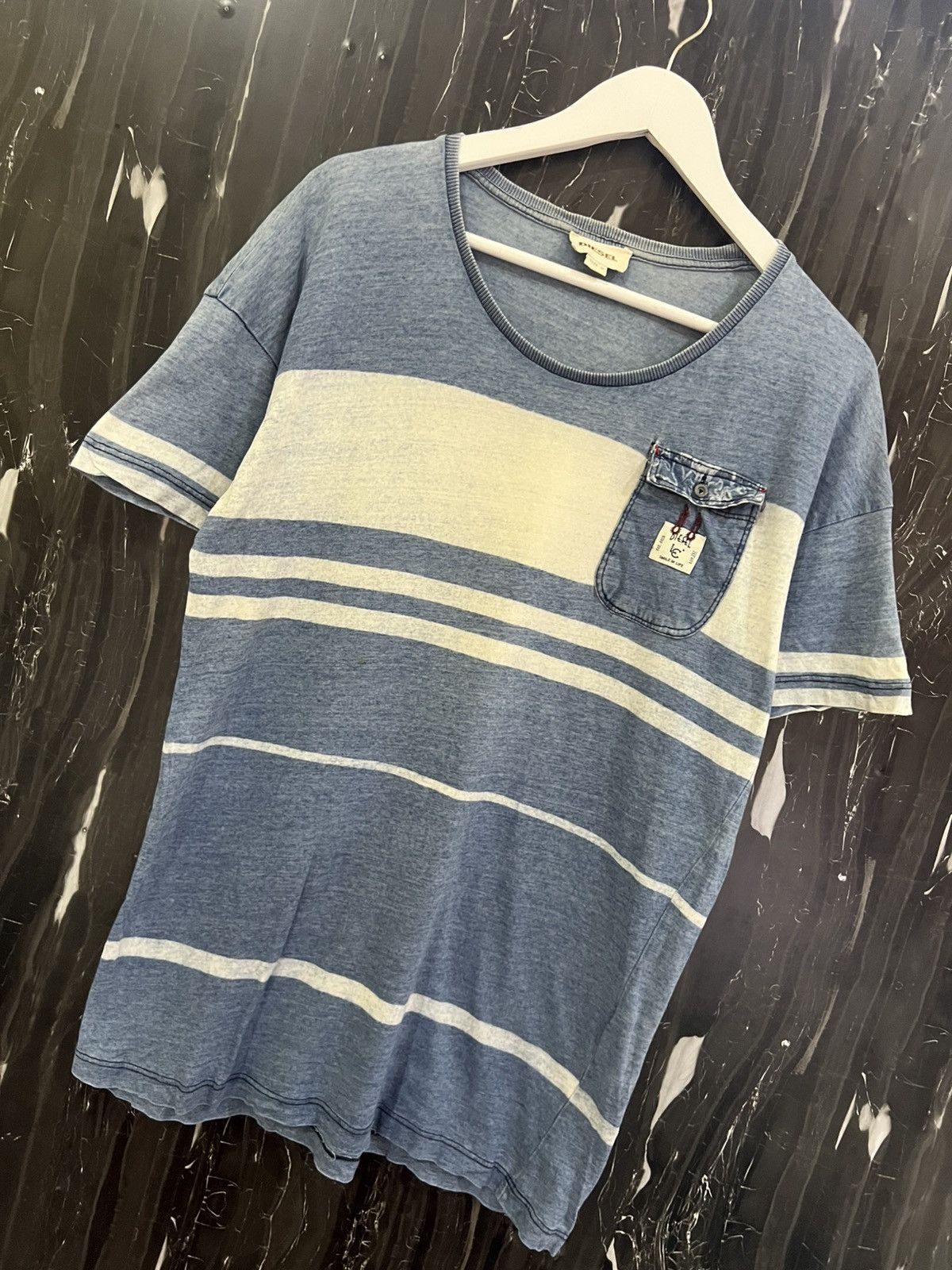 Diesel Vintage 90s Diesel T-Shirt – Rare Early Era Streetwear Size US M / EU 48-50 / 2 - 5 Thumbnail