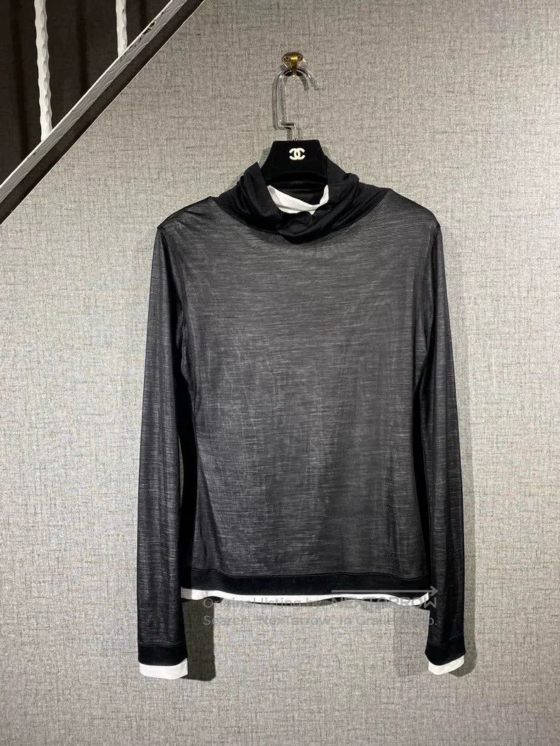 Loewe Loewe Black long sleeves, slight flaws Size XS / US 0-2 / IT 36-38 - 1 Thumbnail