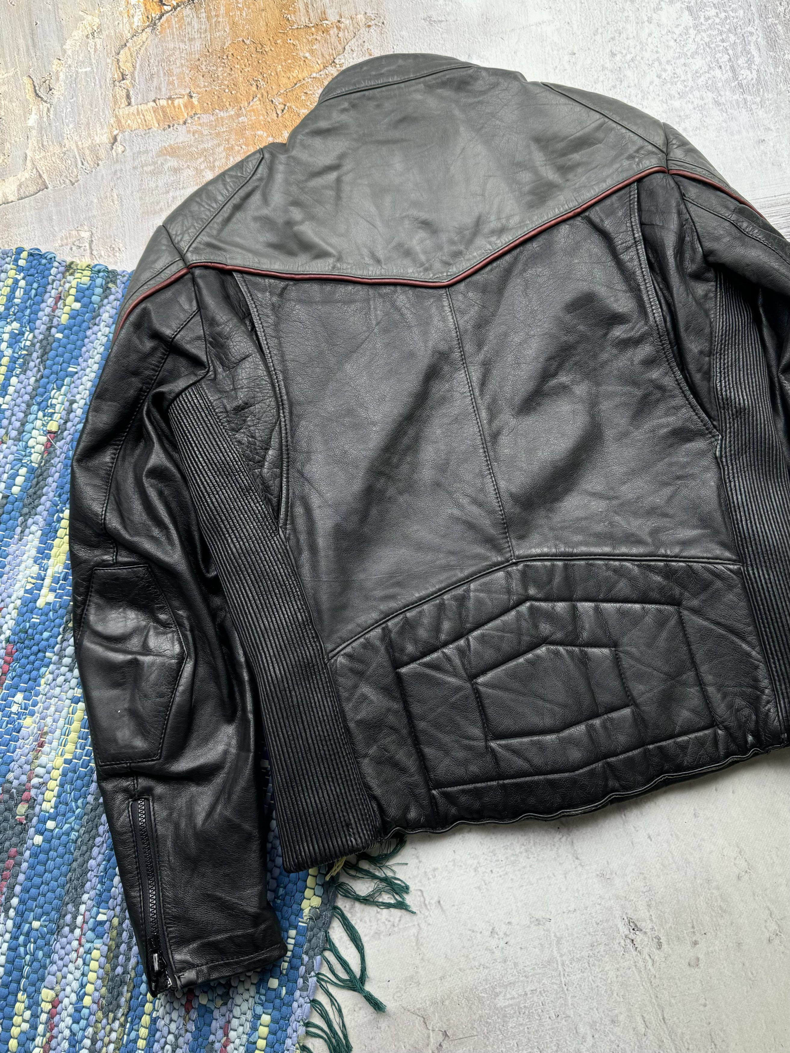 Vintage Vintage Leather Biker Moto Jacket A129D15(153) Size US M / EU 48-50 / 2 - 11 Thumbnail