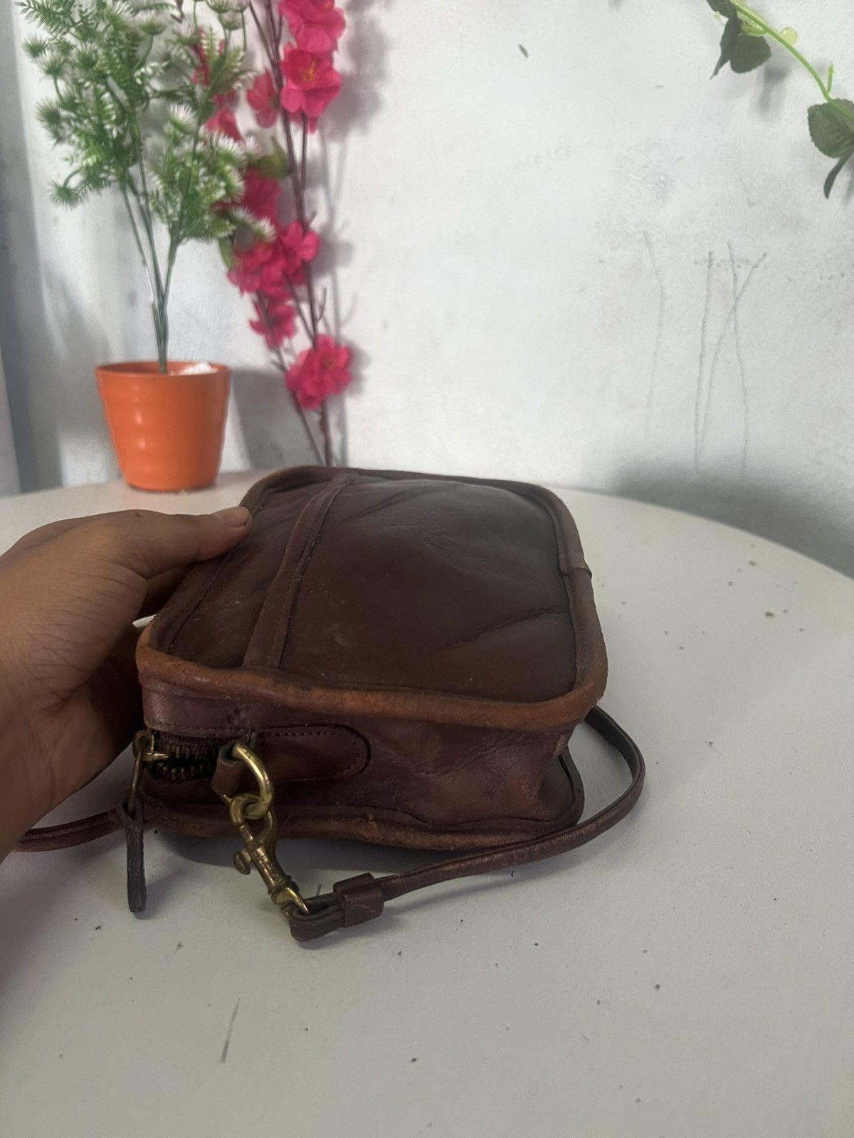 Coach × Vintage Vintage Milk Chocolate Coach Leather Shoulder Size ONE SIZE - 6 Thumbnail
