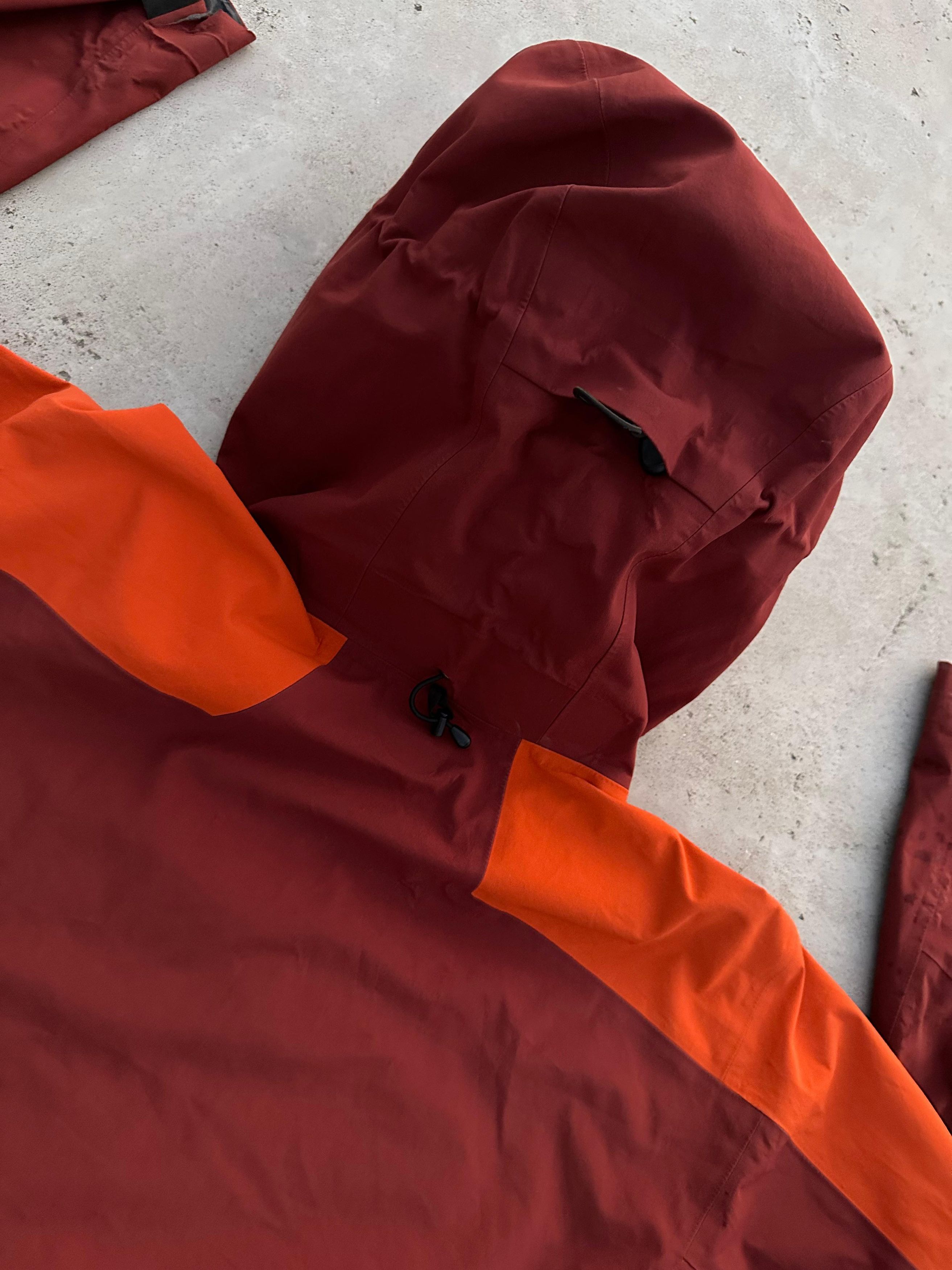 Arc'teryx × Goretex × Vintage 2012 Vintage Arcteryx Gore stingray Tex Recco Jacket Size US M / EU 48-50 / 2 - 8 Thumbnail