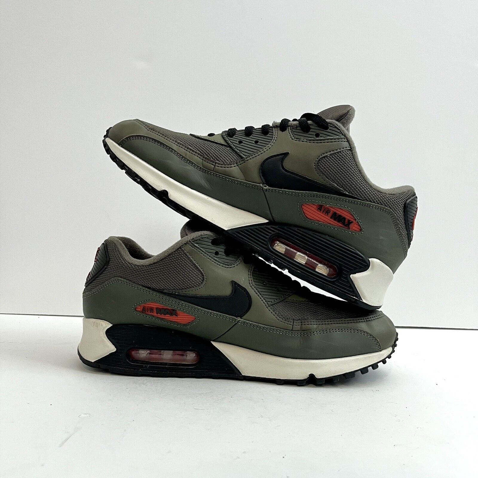 Nike 2018 Nike Air Max 90 Essential Olive Green Super Rare Sz 9.5 Size US 9.5 / EU 42-43 - 6 Thumbnail