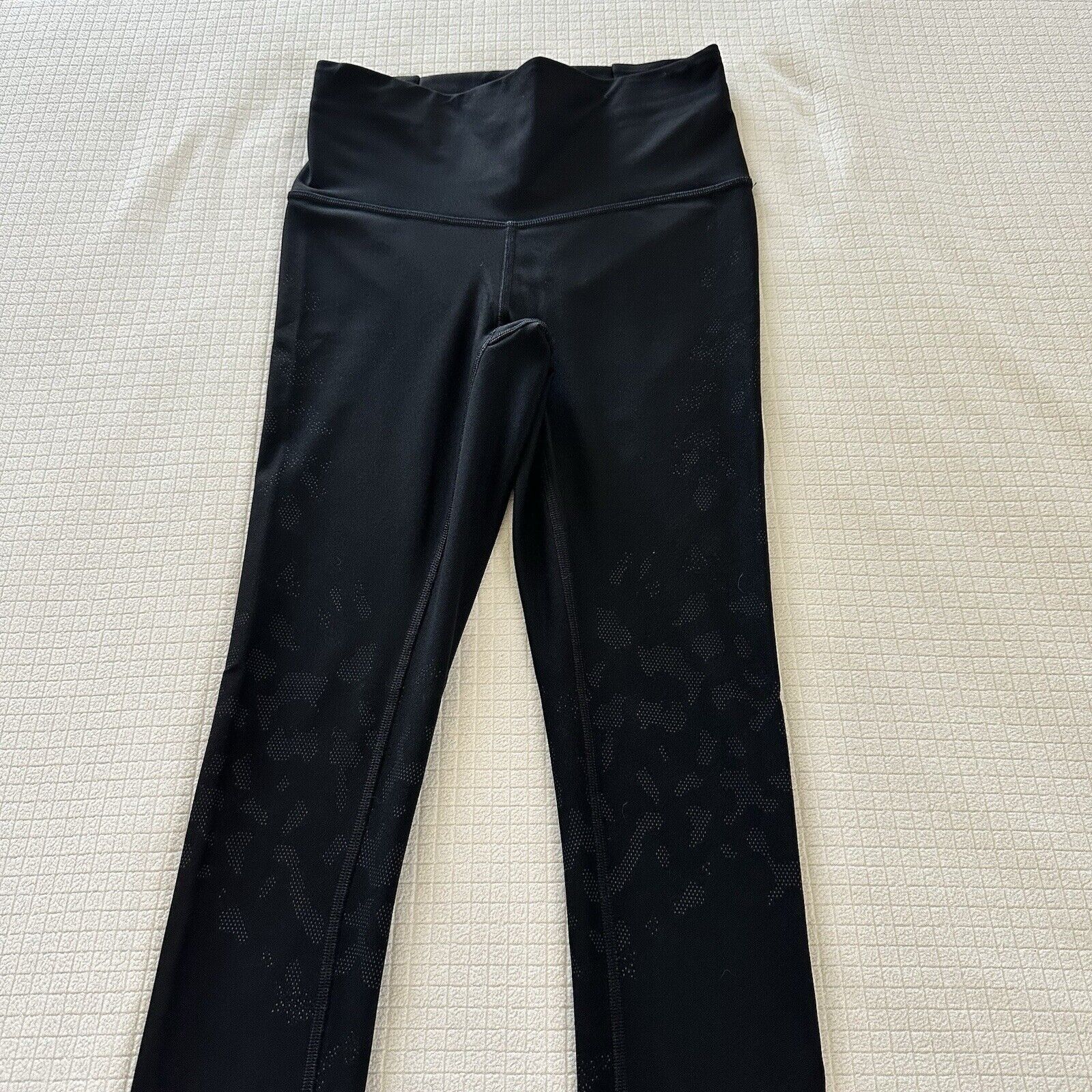Lululemon Lululemon Camo Mapped Out Sense Knit Hi Rise Black Sz 6 Size 28" / US 6 / IT 42 - 2 Thumbnail