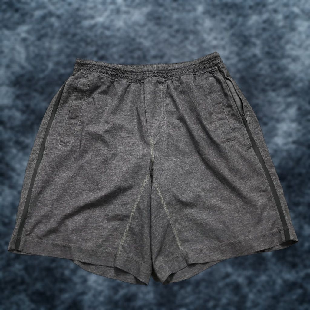 Lululemon Lululemon Shorts Mens M Gray 9 Inch Pace Breaker Lined Performance Regular Inseam 9 in Gym & Training, Yoga, Walking Mens Size US 31 - 1 Thumbnail